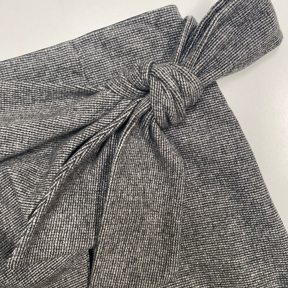 Wilfred Wrap-front skirt grey houndstooth - Picture 3 of 3